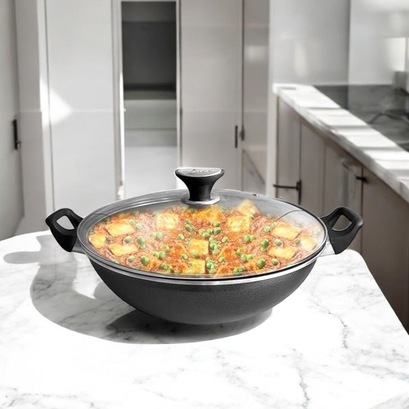 TRADITIONAL WOK WITH DOUBLE HANDLE